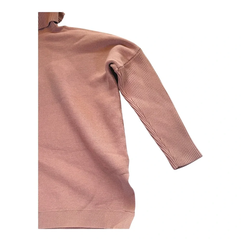Women's Oversized‎ Turtleneck Sweater Ribbed Pink Knit Size L Minimalist Cozy